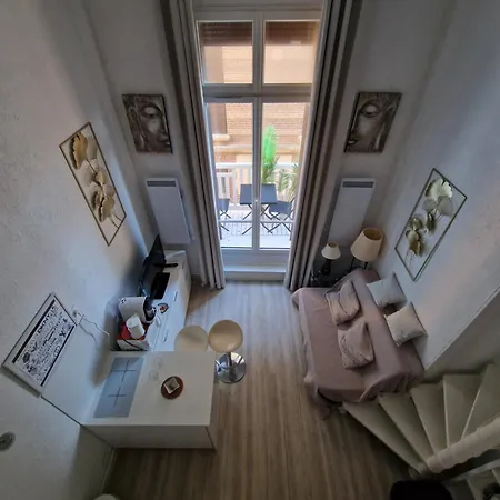 Ton Petit Coin De Paradis Avec Balcon Au Palace Lejlighed