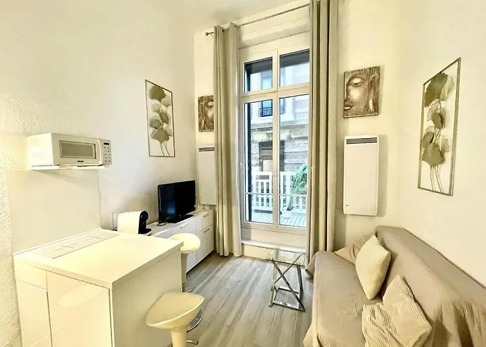 Ton Petit Coin De Paradis Avec Balcon Au Palace *